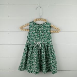 Carter's girls size 24 mos white and green small floral design dress pleated